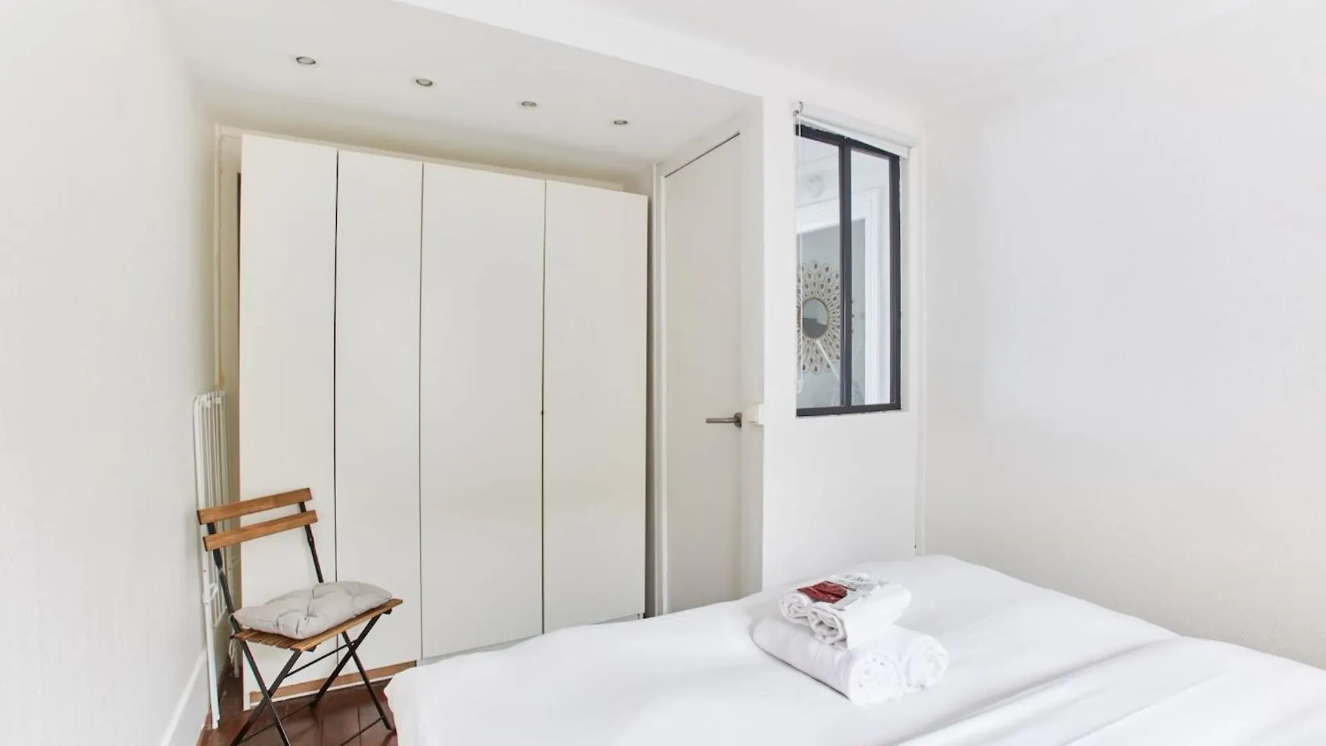 Montmartre & Sacre-Coeur Basilica - 1Br - Cityapartmentstay Paryż Francja